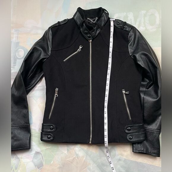1981 Guess Faux Leather Moto Jacket Womens Size M Zip up Black Silver Zip Lin… - Picture 4 of 16